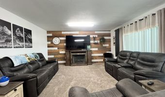 622 NE 23rd Ave, Aberdeen, SD 57401