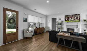 920 Caddo Dr, Benton, AR 72019