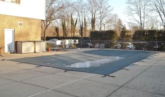 615 Broadway 83, Amityville, NY 11701