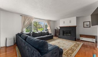 20395 Northgrove Loop, Brookings, SD 57006