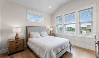 18 Mea Ln, Beach Haven, NJ 08008