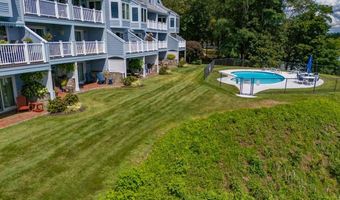 152 Crompton Ave 12, East Greenwich, RI 02818