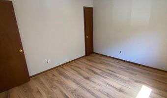 6 Davos Dr 8, Alloway, NJ 07462