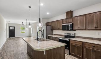 7368 NE BERWICK Dr 3, Ankeny, IA 50021