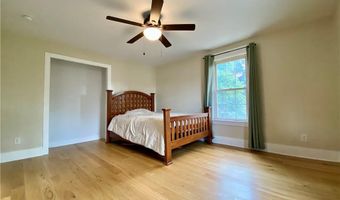 28 White Pkwy, North Smithfield, RI 02896