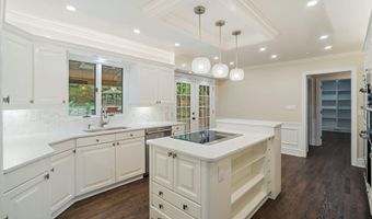 245 Borden Rd, Middletown, NJ 07748