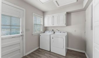 607 NW Jefferson St, Bentonville, AR 72712
