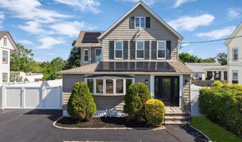 51 Sterling Pl, Amityville, NY 11701