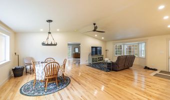 8924 E Black Bear Rd, Athol, ID 83801