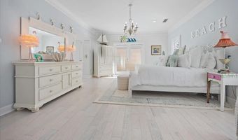 80 BEACH COTTAGE Ln 201, Atlantic Beach, FL 32233