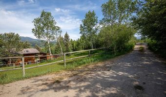 294 ASPEN HILL Dr, Alpine, WY 83128