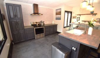 51 Ironworks Rd, Clinton, CT 06413