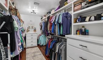 828 Sunset Ct, Ardmore, OK 73401