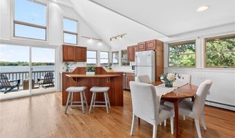 63 Teed Ave, Barrington, RI 02806