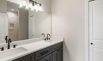 27633 Maryjane Ln E, Chesterfield, MI 48047