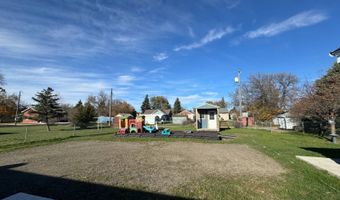 1016 8th St, Britton, SD 57430