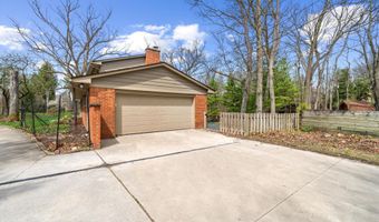2854 Parkridge Dr, Ann Arbor, MI 48103