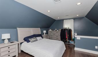 176 AVENUE B, Bayonne, NJ 07002