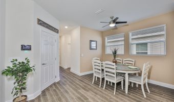 5566 SILVER SUN Dr, Apollo Beach, FL 33572