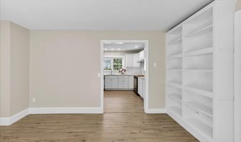153 Cedar St, Belfast, ME 04915