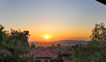 9586 Alto Dr, La Mesa, CA 91941