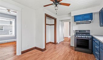 330 W Market St, Alliance, OH 44601