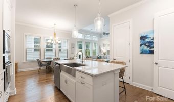 521 Belton St, Charlotte, NC 28209