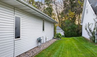 2615 N MILLBROOK Rd, Appleton, WI 54914