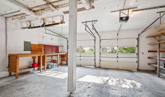 1015 Oneida Cir, Ashland, OR 97520