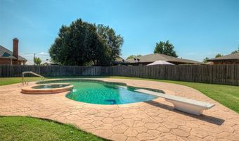7104 NW 32nd St, Bethany, OK 73008