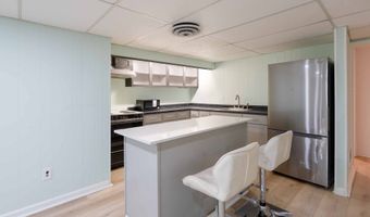 617 NW Beechwood St, Ankeny, IA 50023