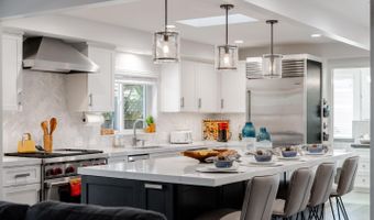129 Santa Cruz Ave, Aptos, CA 95003