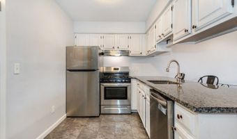 10 Augusta Dr 9, Alloway, NJ 07462