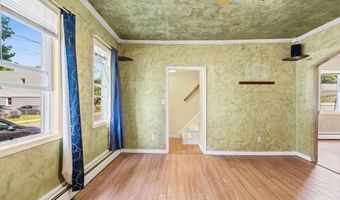 13 Sand St, Albany, NY 12209