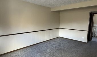 4250 S Main St, Akron, OH 44319