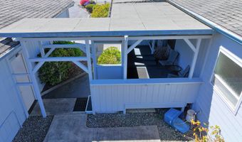 98609 CAMELLIA Dr, Brookings, OR 97415