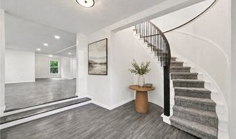 789 Lake St, Angola, NY 14006
