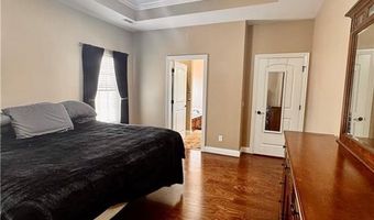 15 Thackery Ln, Bella Vista, AR 72714