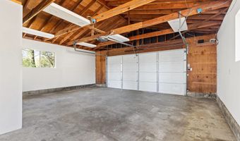 25311 Jesmond Dene Rd, Escondido, CA 92026
