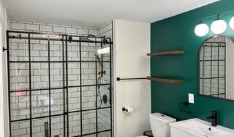 272 Center St, Bangor, ME 04401