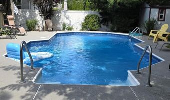 32 Pulaski Dr, Barnegat, NJ 08005