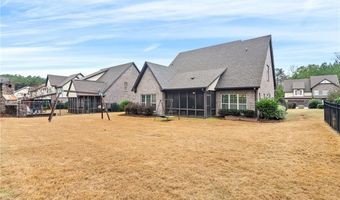 2217 N DONAHUE Dr, Auburn, AL 36830