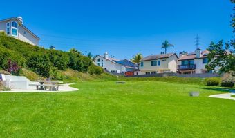 7411 Brava St, Carlsbad, CA 92009
