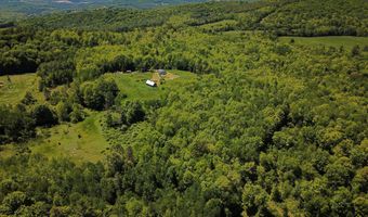 310 Sky View Ln, Barnet, VT 05821