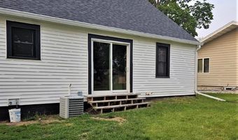 506 E Lucas St, Algona, IA 50511