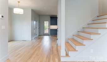 30 Fern St, Asheville, NC 28803