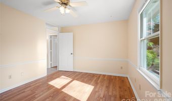 6 Mulberry Dr, Arden, NC 28704
