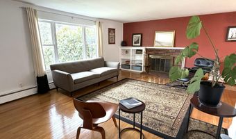 123 Fifteenth St, Bangor, ME 04401