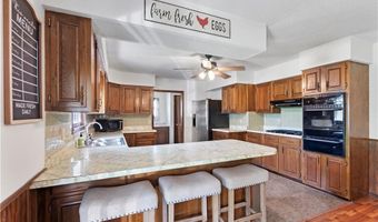 16002 Lyon Rd, Altamont, KS 67330