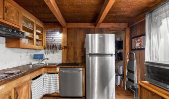 513 FAIRWAY Dr, Basye, VA 22810